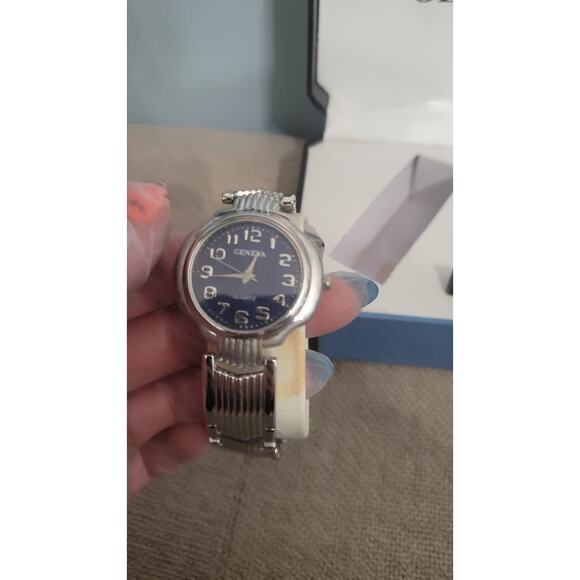 Geneva His & Hers Silver Tone Watch Set Blue Face NIB Vintage Couple Gift Boxed - Picture 2 of 7